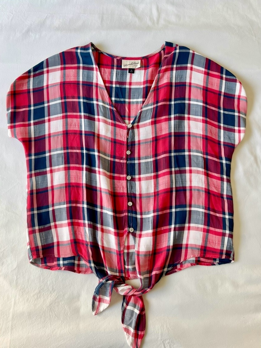 UNIVERSAL THREAD Red, Navy & White Plaid Shirt / Med